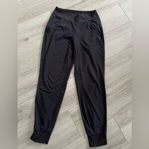 Athleta Women Black Jogger Pants